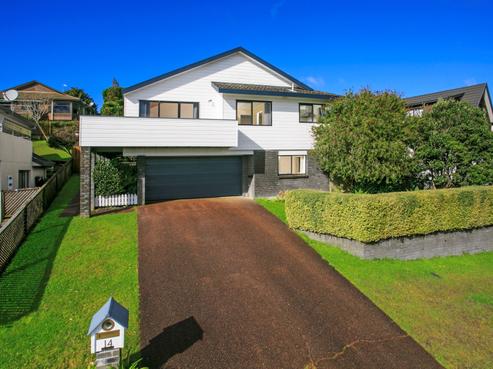14 Goldfinch Rise, Unsworth Heights