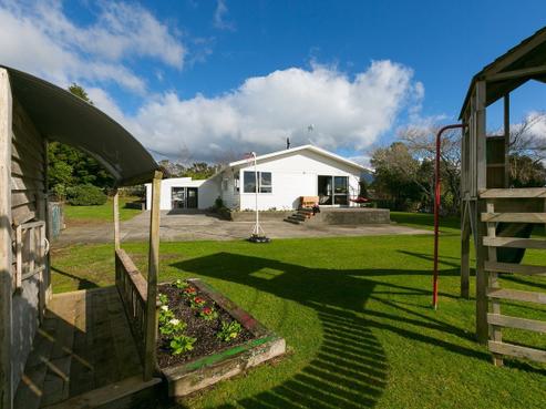 1828 Egmont Road, Inglewood