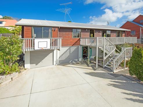 5 Jean Place, Stanmore Bay