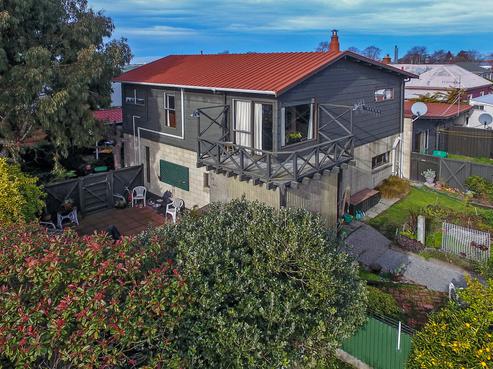 15A Raymond Street, West End