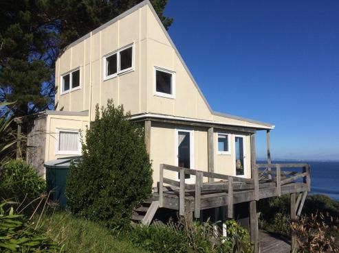 133 South Pacific Road, Rakino Island