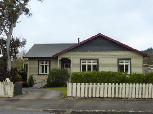 15A Ruataniwha Street, Waipawa