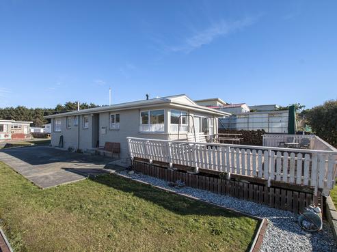 327 Barrow Street, Bluff