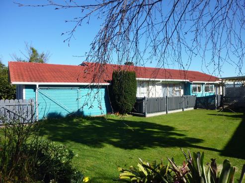 42 Wesley Avenue, Frankleigh Park