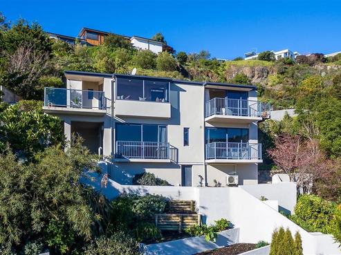 15 Glenstrae Road, Redcliffs
