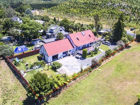 506 Tairua Road, Whangamata