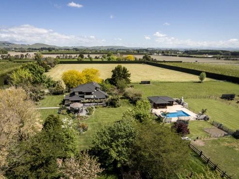 144 Longlands Road West, Longlands