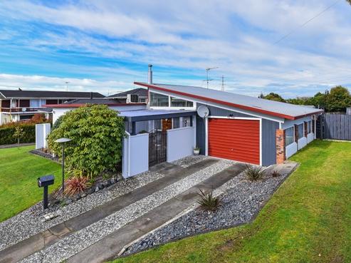 30 Barnhill Crescent, Pahurehure