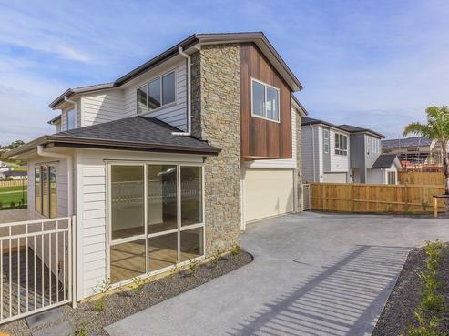 100 Colonial Drive, Silverdale