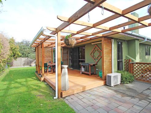 12A Menin Road, Onekawa