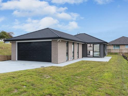 32 Astrid Lane, Wellsford