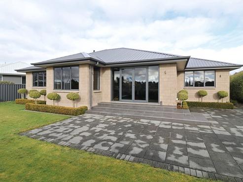 63 Rosewood Drive, Rosedale