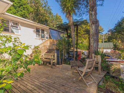 35 Western Road, Laingholm