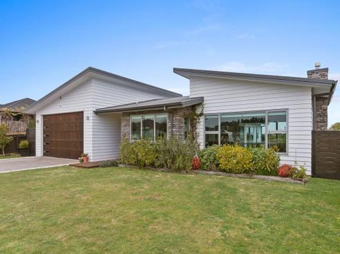 17 Ernest Kemp Rise, Wharewaka