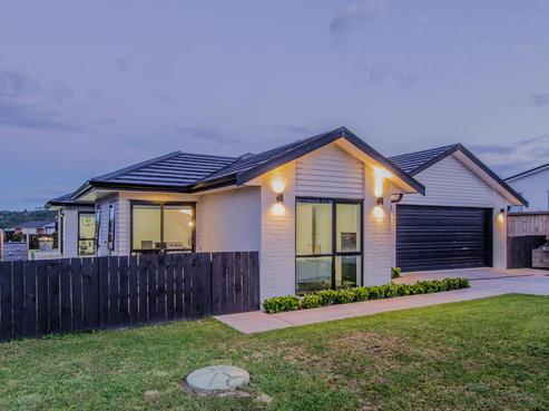 5 Turpin Road, Riverhead