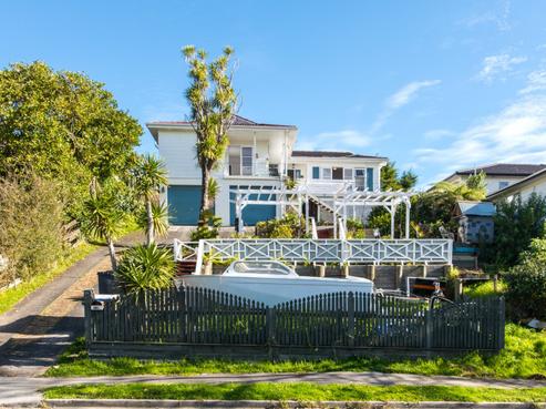 13 Athenic Avenue, Lynfield