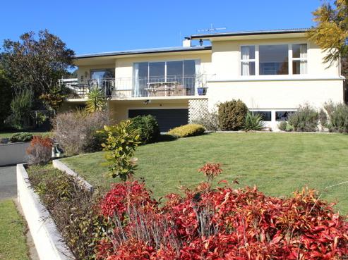 8 Mason Place, Richmond