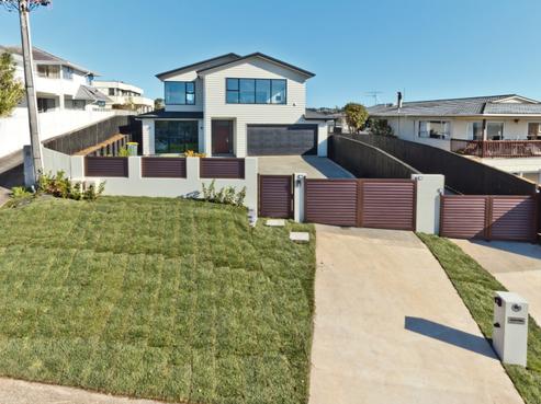 7 Summit Drive, Torbay