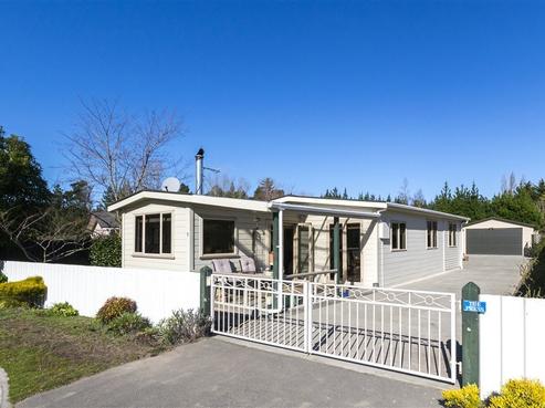 5 Broadway Avenue, Waikuku Beach