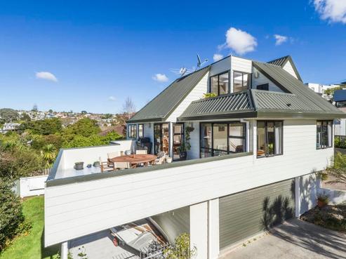 2/2 Korotaha Terrace, Rothesay Bay