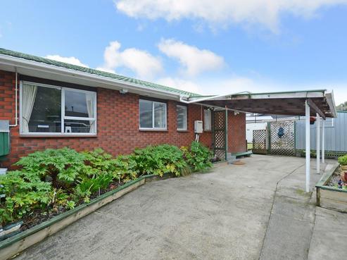 20B Roband Crescent, Brown Owl