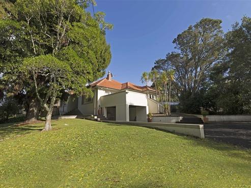 223 Titirangi Road, Titirangi
