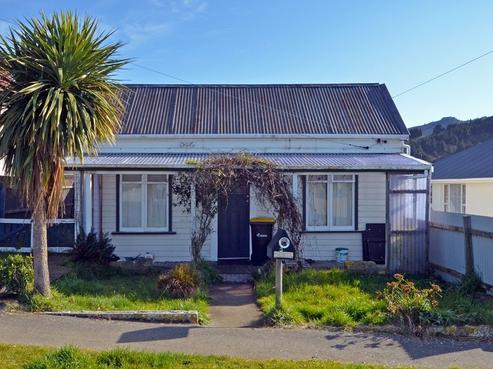 32 Harrington Street, Port Chalmers