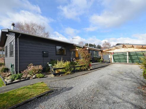 16 Topaz Street, Birchville