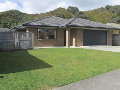 9 Aragon Grove, Kingsley Heights