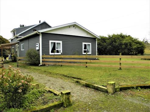 2414 Herbert-hampden Road, Herbert