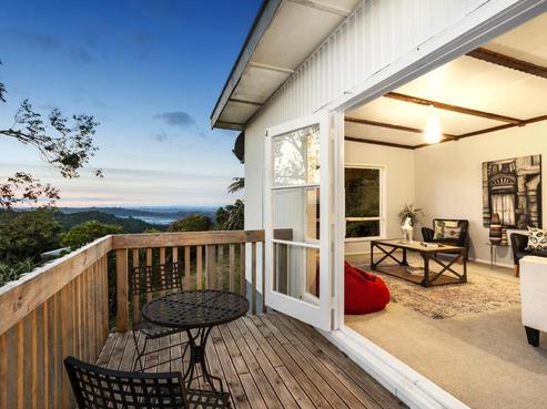 305 Forest Hill Road, Waiatarua