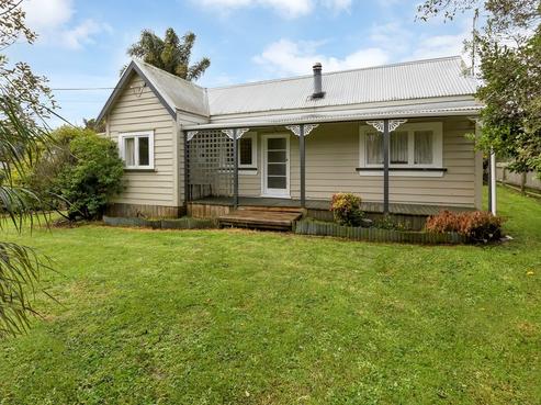 1 Buchanan Street, Hikurangi