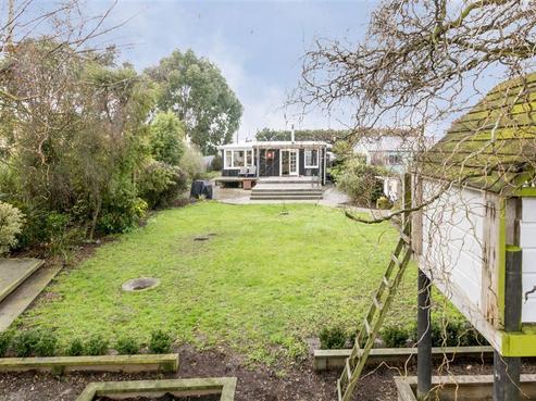 37 Kings Avenue, Waikuku Beach
