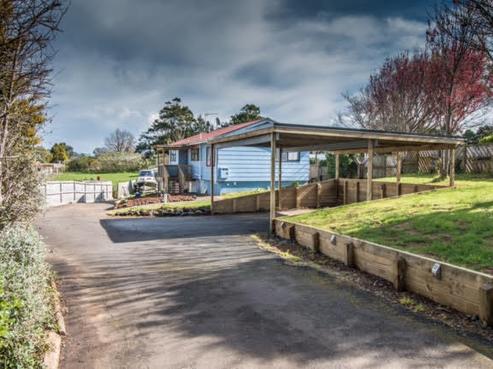 18 Cemetery Road, Waiuku