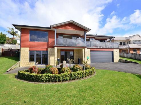 18 Clansman Terrace, Gulf Harbour