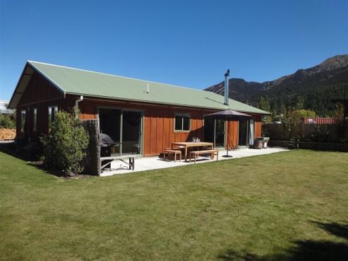 31 Hewson Crescent, Lake Hawea
