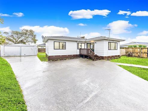 17 Dungarvon Place, Clendon Park