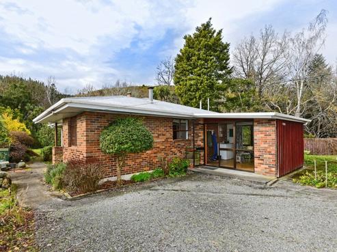 8 Robbs Road, Malvern Hills