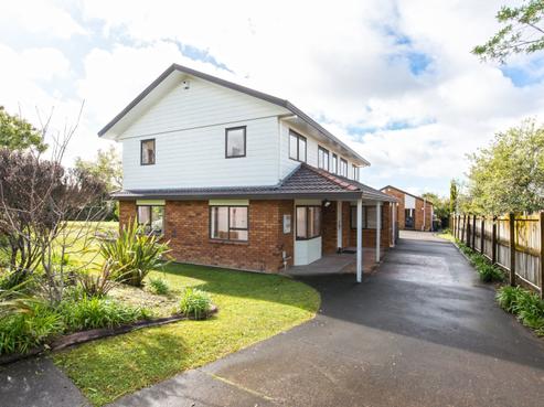 4 Heversham Place, Glendene