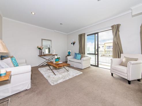 206/132 Stancombe Road, Flat Bush