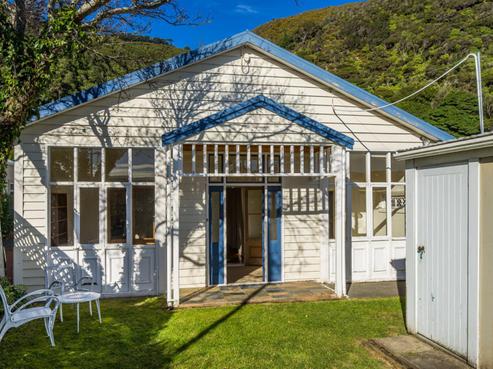 181 Muritai Road, Eastbourne