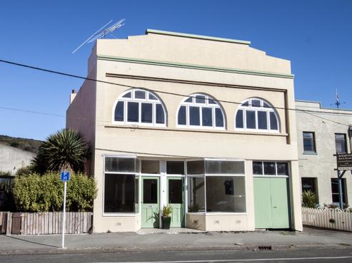 36 Gore Street, Bluff