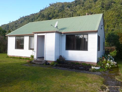 55 New Road, Granity