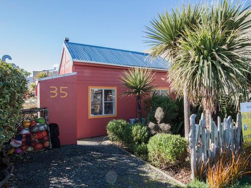 35 Barrow Street, Bluff