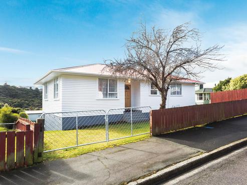 6 Turnbull Street, Brockville