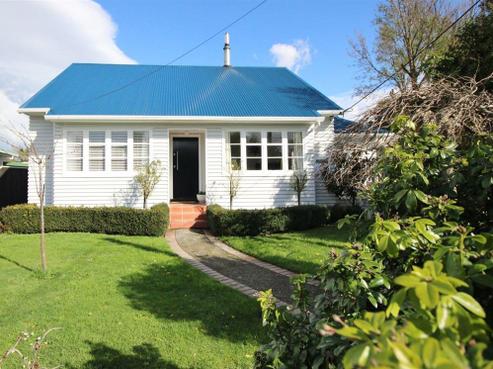 17 Hardie Grove, Featherston