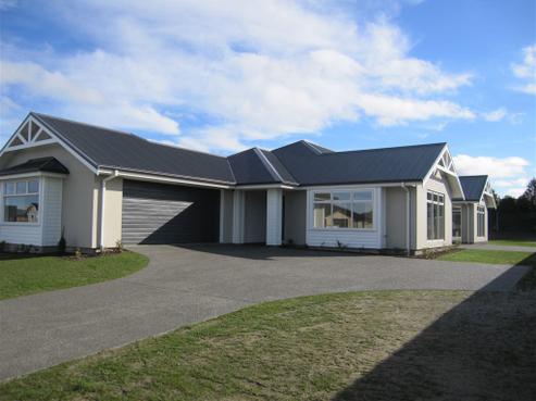 73 Bayliss Drive, Woodend Beach