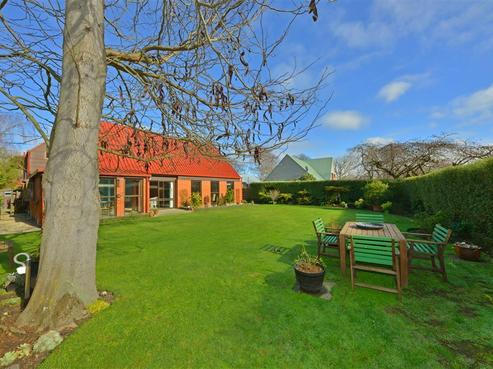 72A Avonhead Road, Avonhead