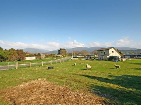 11 Arapeta Place, Takaka