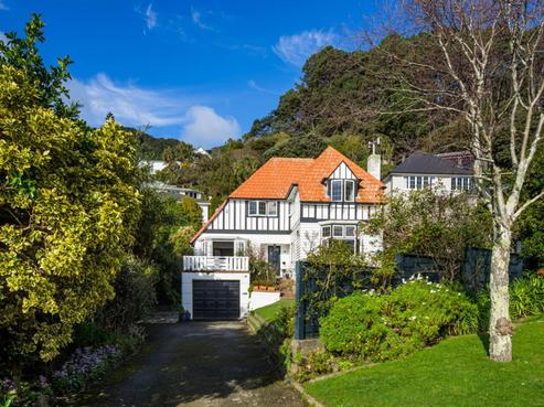 1 Marama Terrace, Eastbourne